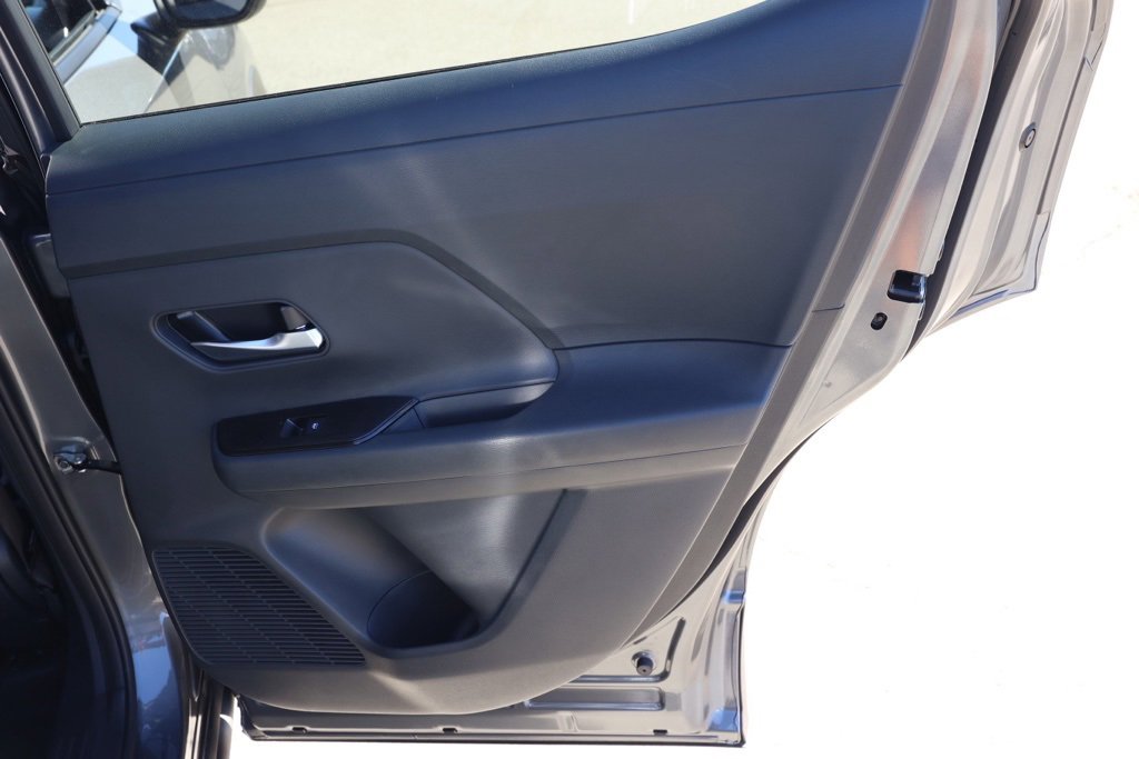 New 2026 Nissan Kicks SV image 19