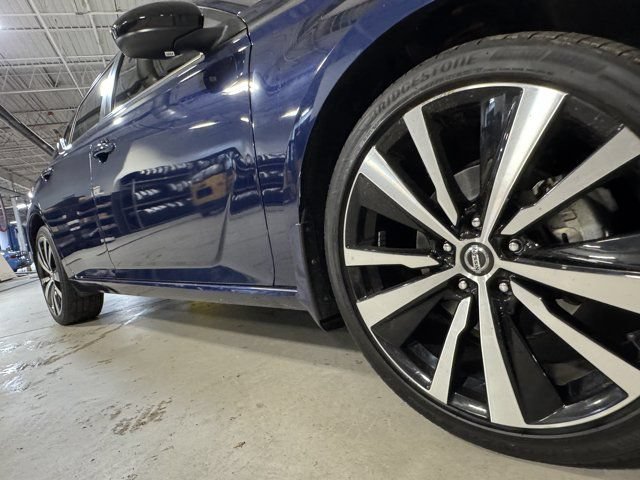 Used 2022 Nissan Altima 2.5 SR AWD/4WD image 6