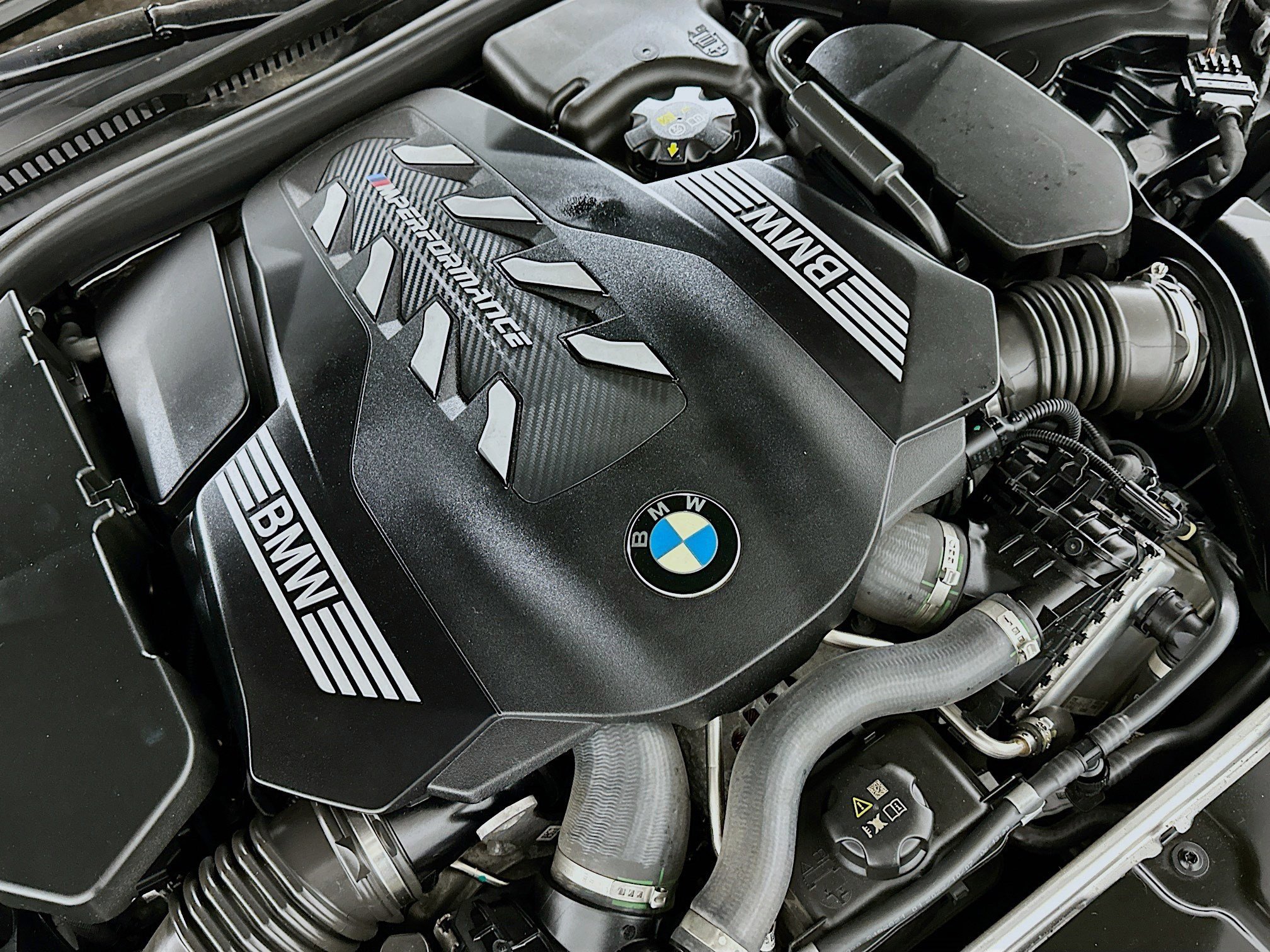 Used 2023 BMW M550i xDrive w/ Executive Package AWD/4WD image 33