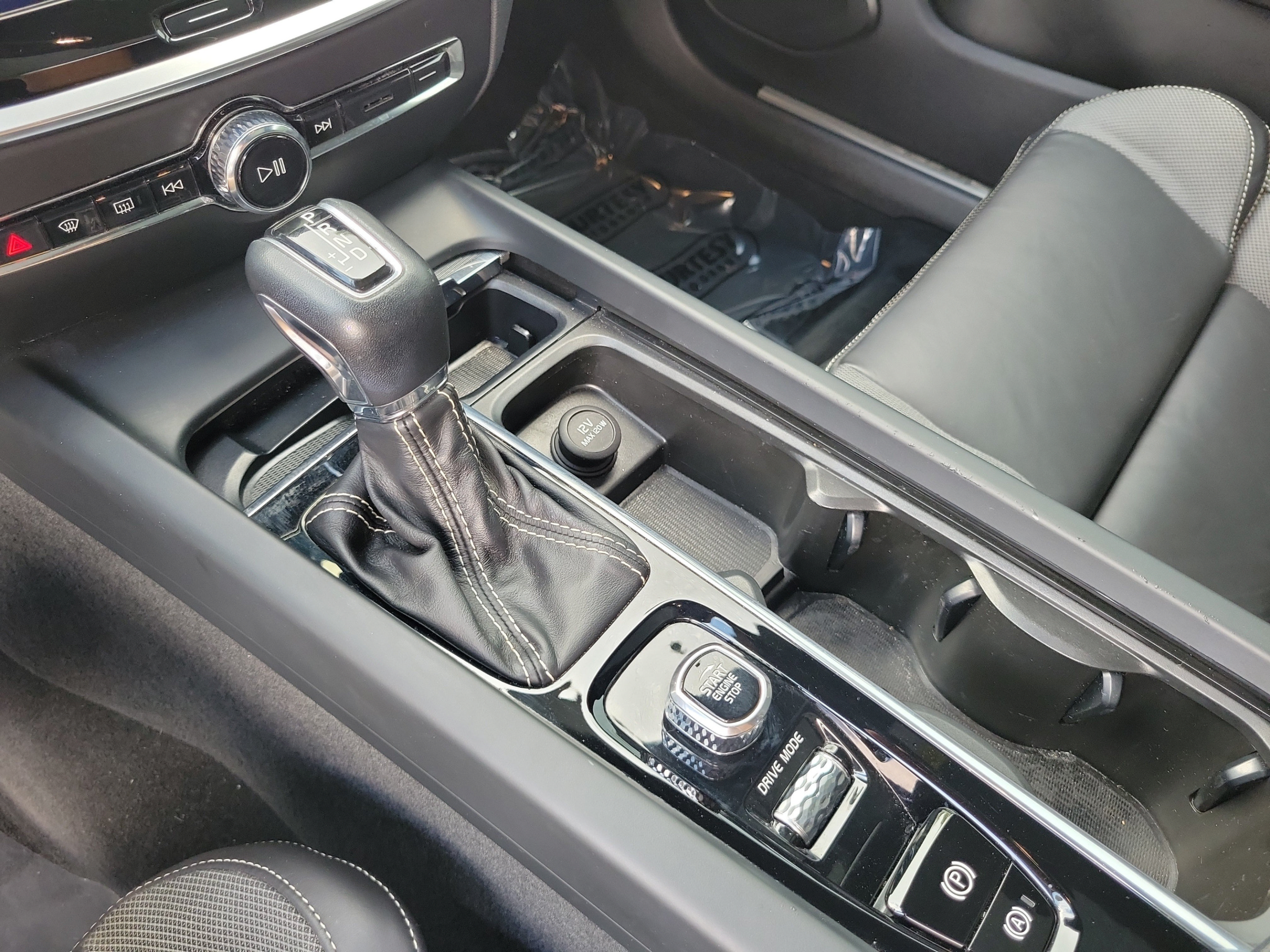 Used 2019 Volvo S60 T5 R-Design FWD image 22