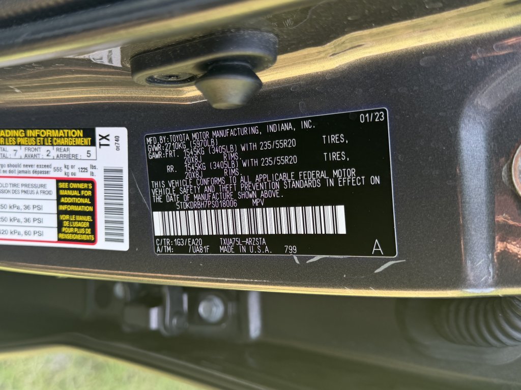 Used 2023 Toyota Highlander XSE AWD/4WD image 34