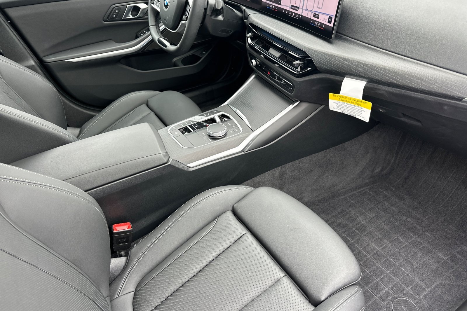 Used 2026 BMW 330i Sedan w/ Premium Package RWD image 14