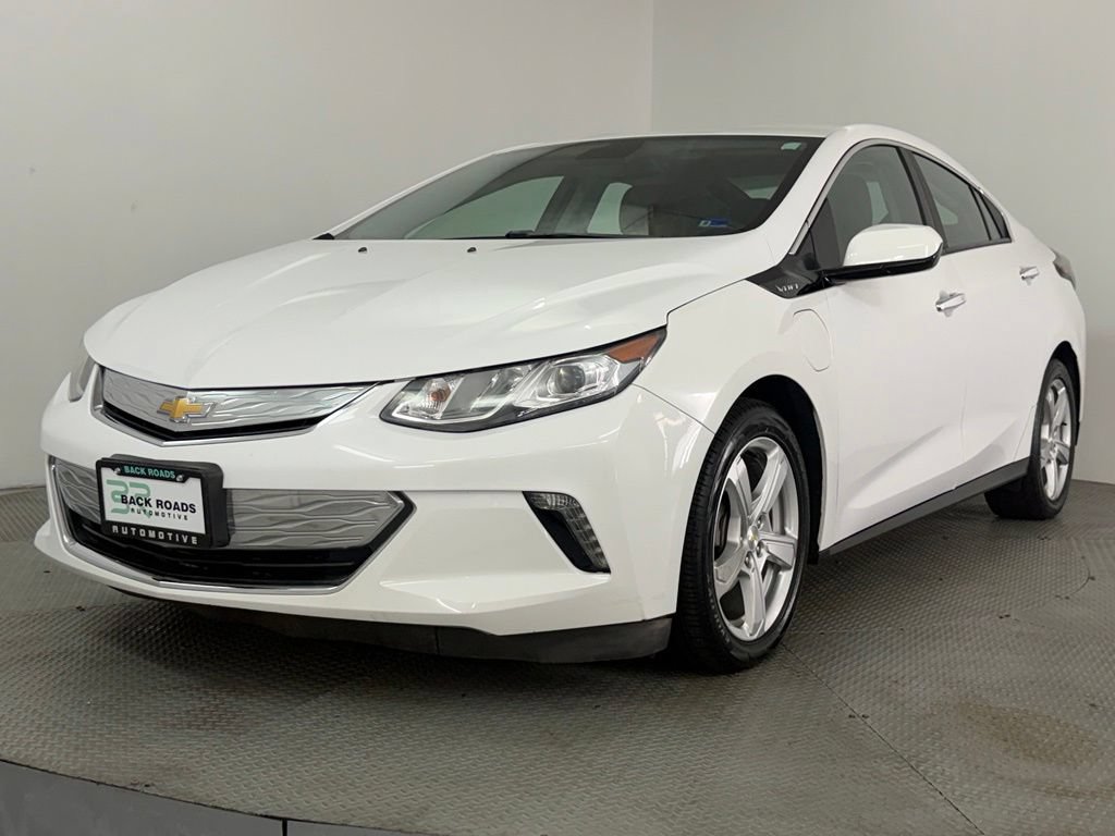 Used 2018 Chevrolet Volt LT FWD image 3