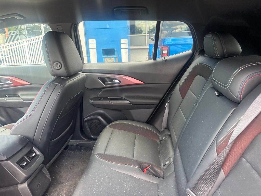 Used 2024 Chevrolet Equinox EV RS FWD image 10