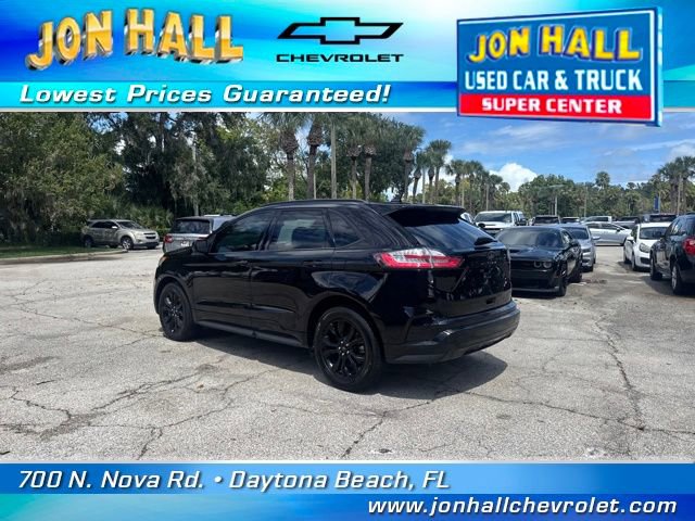 Used 2024 Ford Edge SE w/ Black Appearance Package image 7