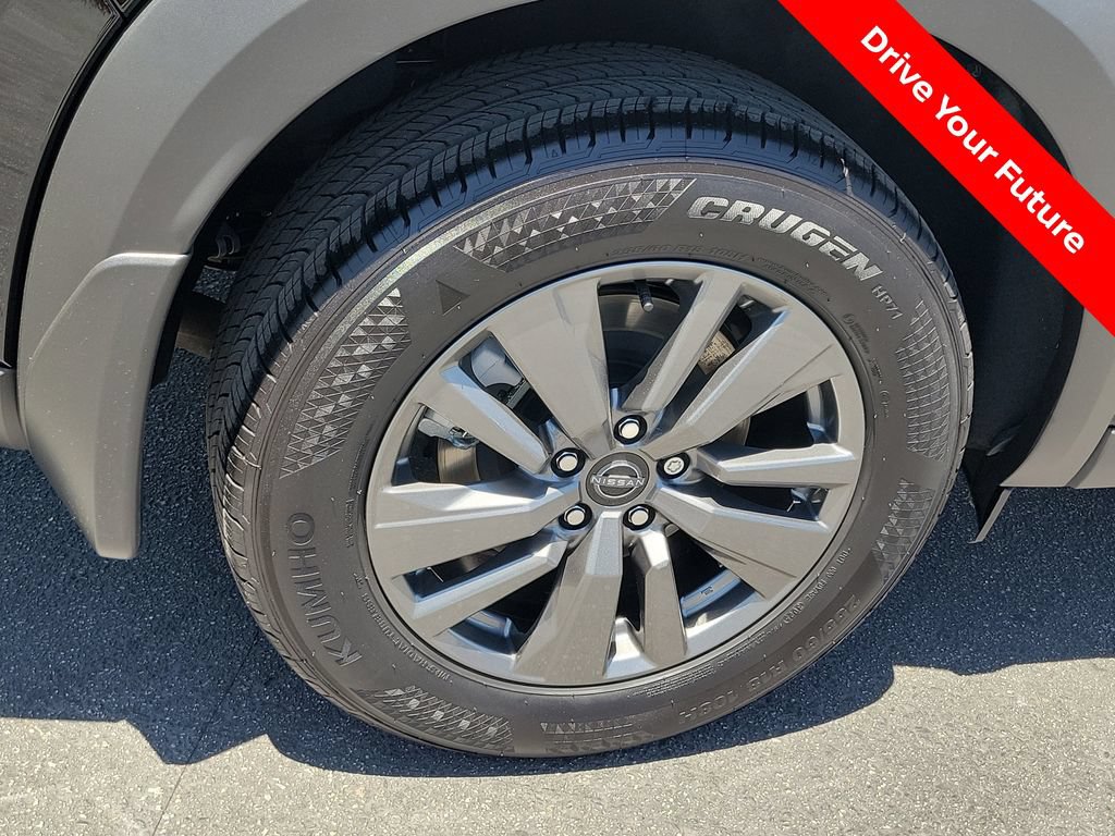 Certified 2025 Nissan Pathfinder SV FWD image 30