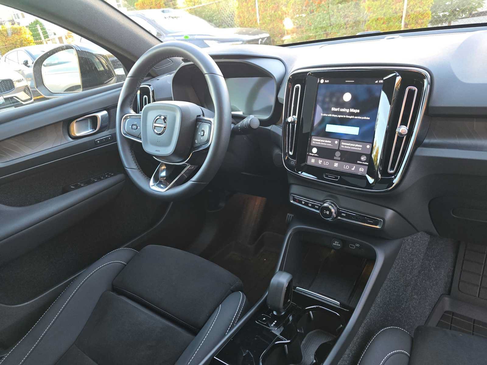 Used 2023 Volvo C40 P8 Recharge Plus w/ Climate Package AWD/4WD image 12