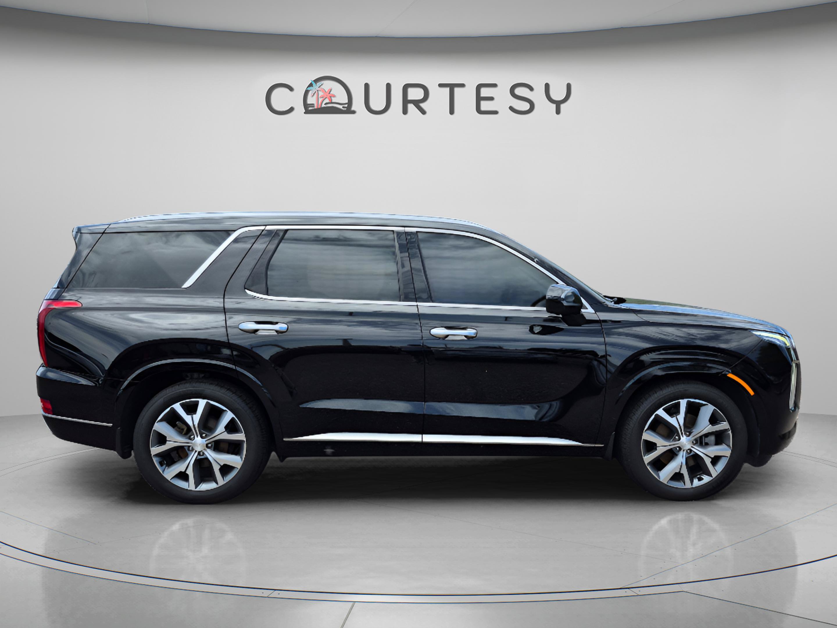 Used 2021 Hyundai Palisade Limited w/ Cargo Package FWD image 6