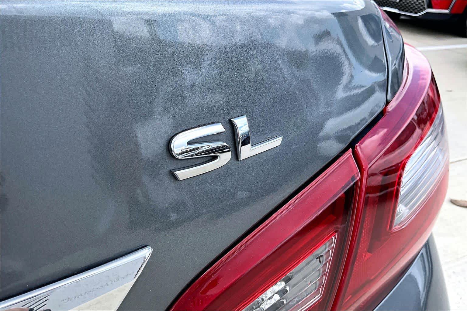 Used 2018 Nissan Altima 2.5 SL FWD image 10