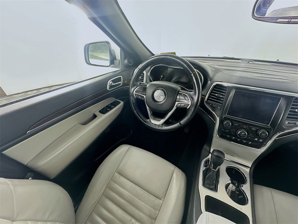 Used 2018 Jeep Grand Cherokee Limited image 9