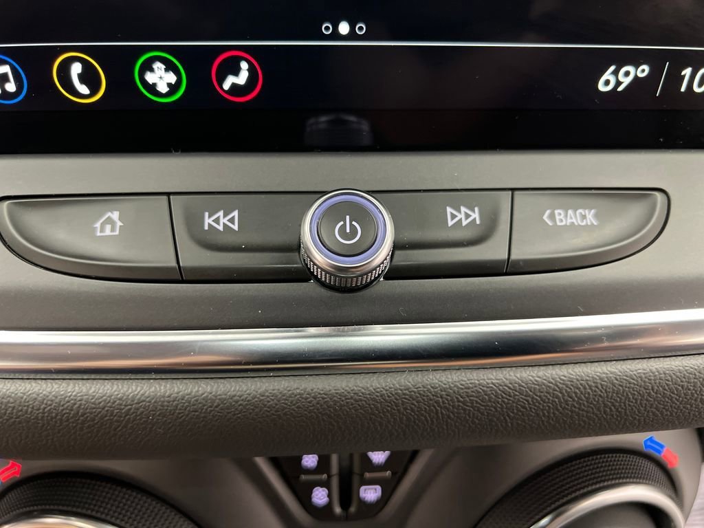 Used 2025 Chevrolet Blazer LT image 51