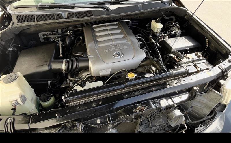 Used 2010 Toyota Sequoia Platinum image 17