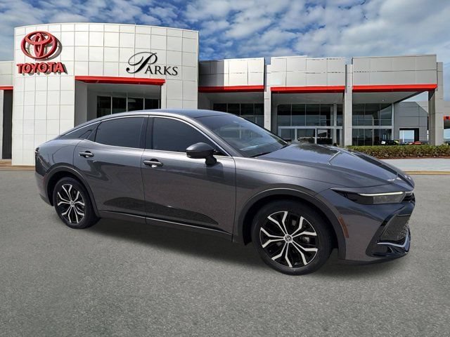 Used 2023 Toyota Crown AWD/4WD image 1