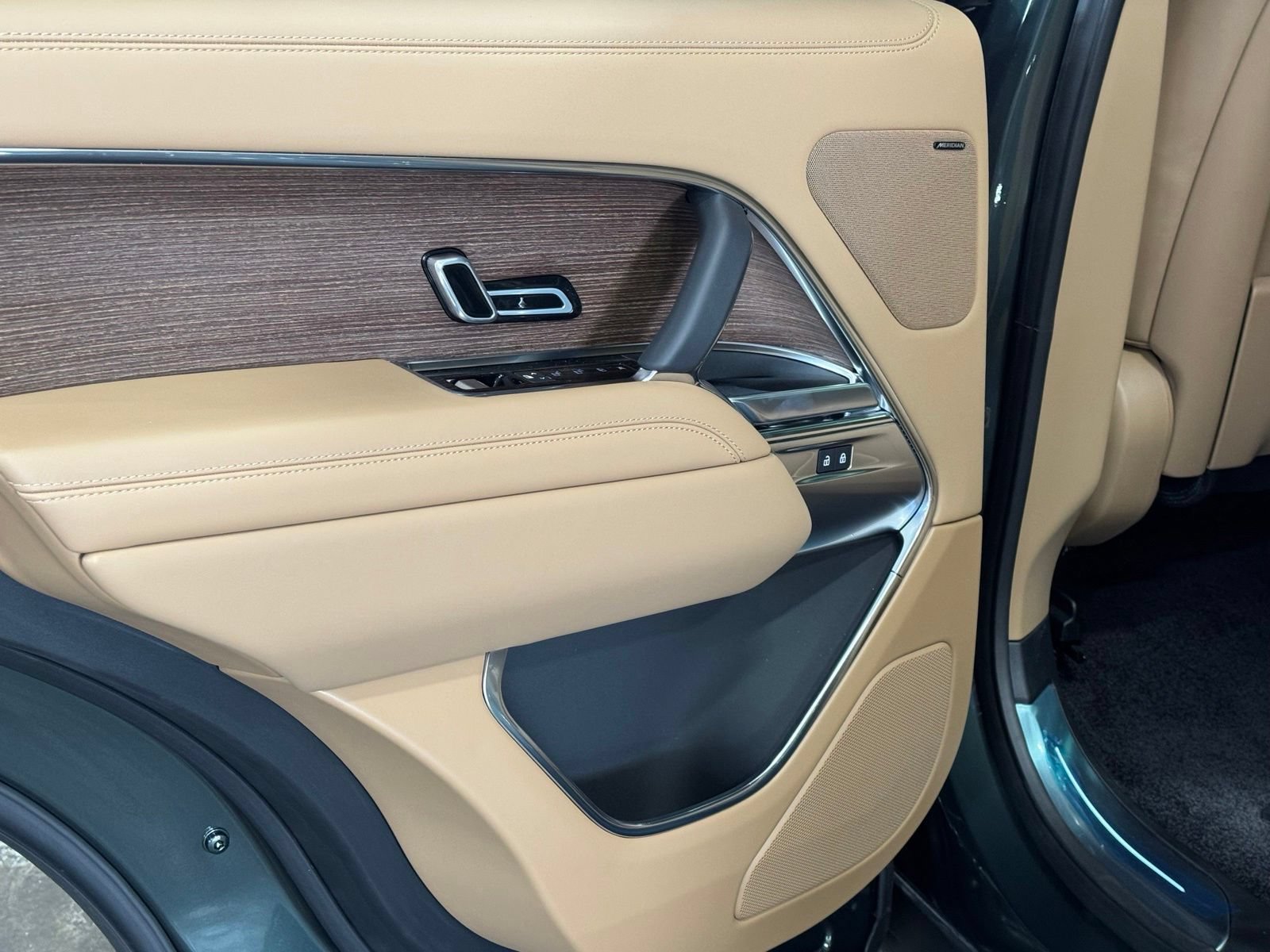 New 2026 Land Rover Range Rover SE AWD/4WD image 33
