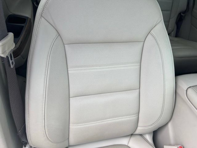 Certified 2019 GMC Acadia Denali w/ Technology Package FWD image 16