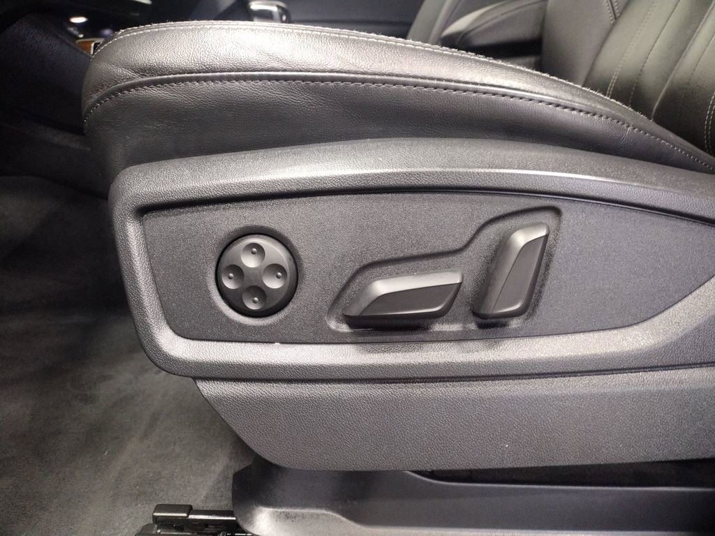 Used 2022 Audi Q5 2.0T Premium image 22