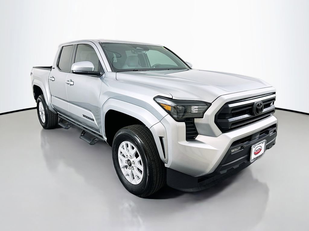 Certified 2025 Toyota Tacoma SR5 image 3