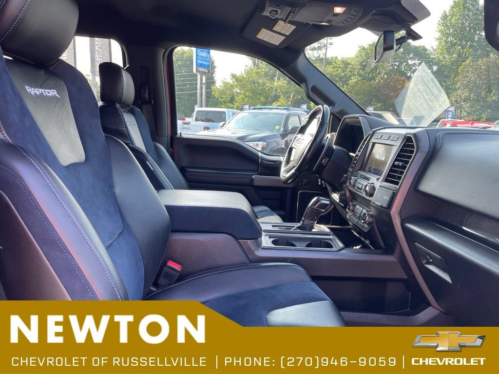 Used 2019 Ford F150 Raptor w/ Equipment Group 802A Luxury AWD/4WD image 9
