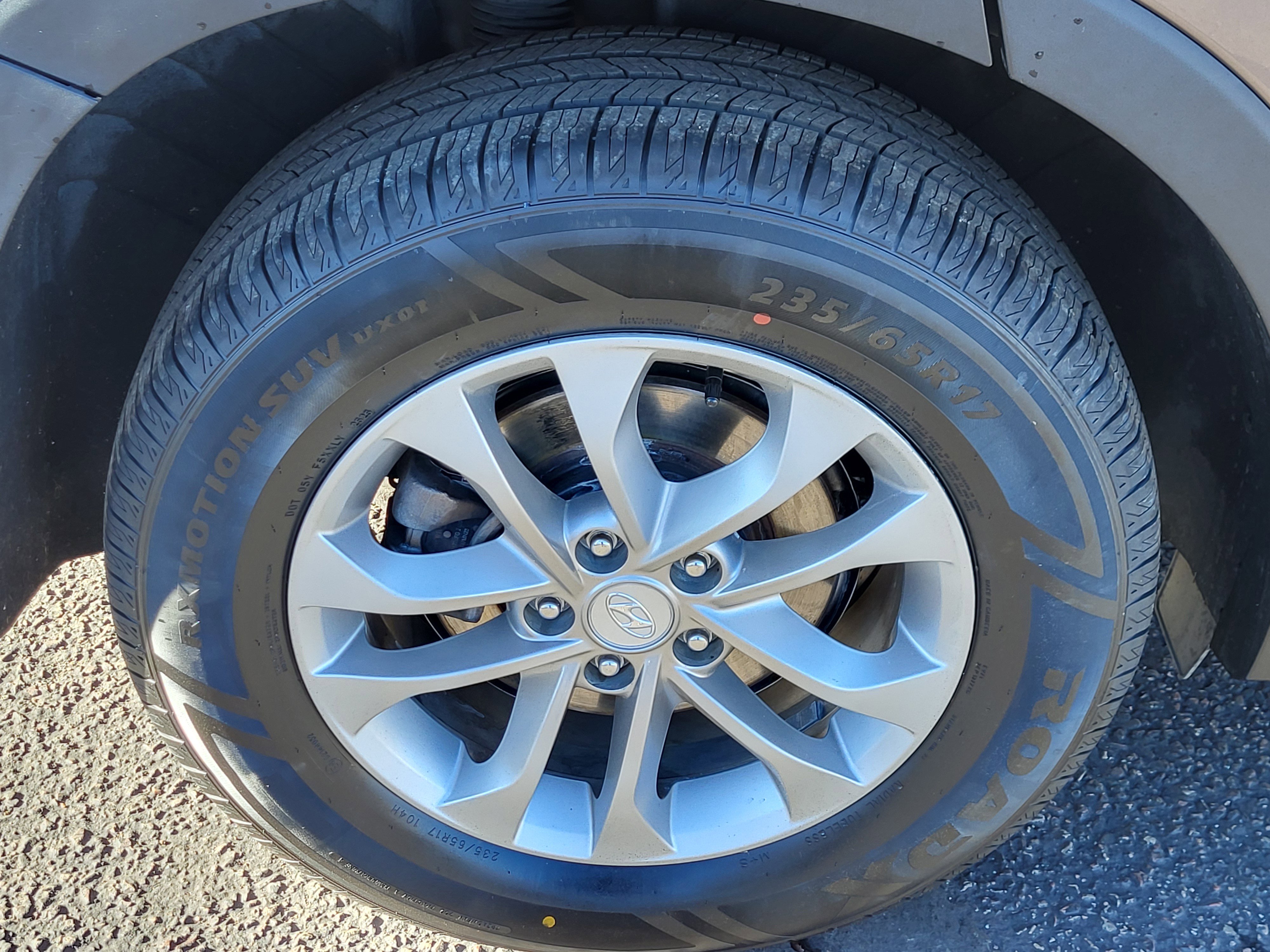 Used 2019 Hyundai Santa Fe SEL image 18