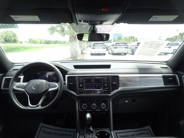 Used 2023 Volkswagen Atlas Cross Sport SE FWD image 11