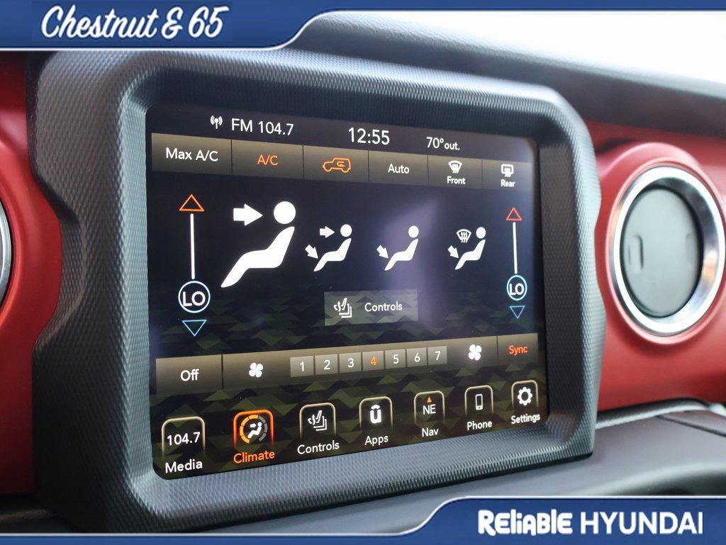 Used 2023 Jeep Wrangler Unlimited Rubicon w/ Cold Weather Group image 33