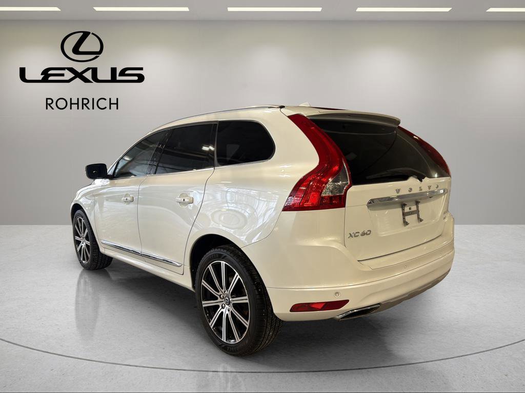 Used 2016 Volvo XC60 T6 AWD/4WD image 8