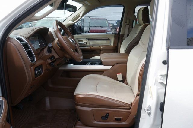 Used 2021 RAM 2500 Laramie AWD/4WD image 2