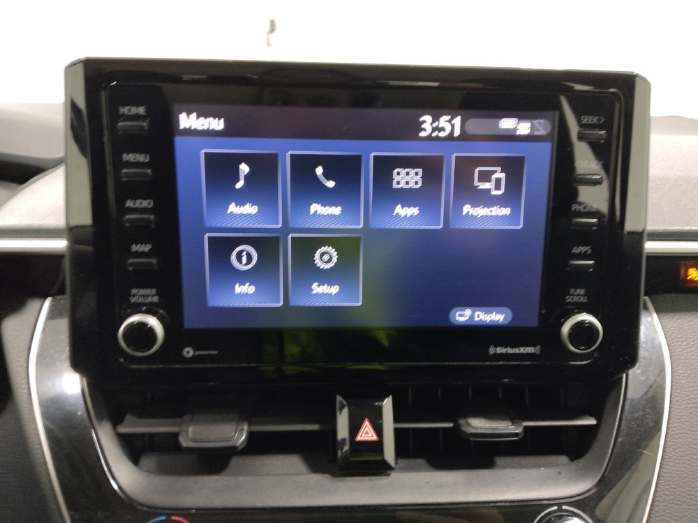 Used 2022 Toyota Corolla LE image 25