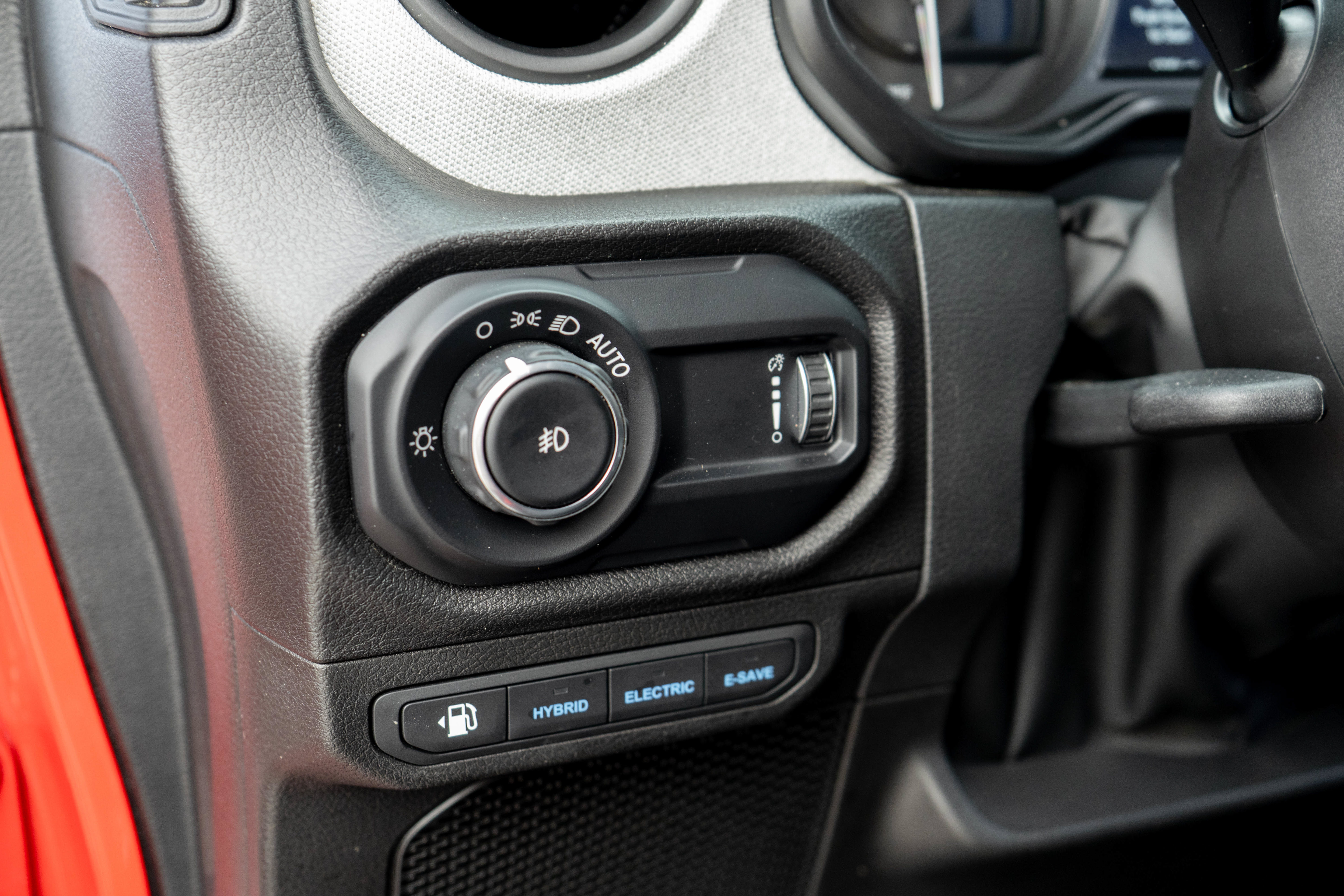 Used 2024 Jeep Wrangler Unlimited AWD/4WD image 15