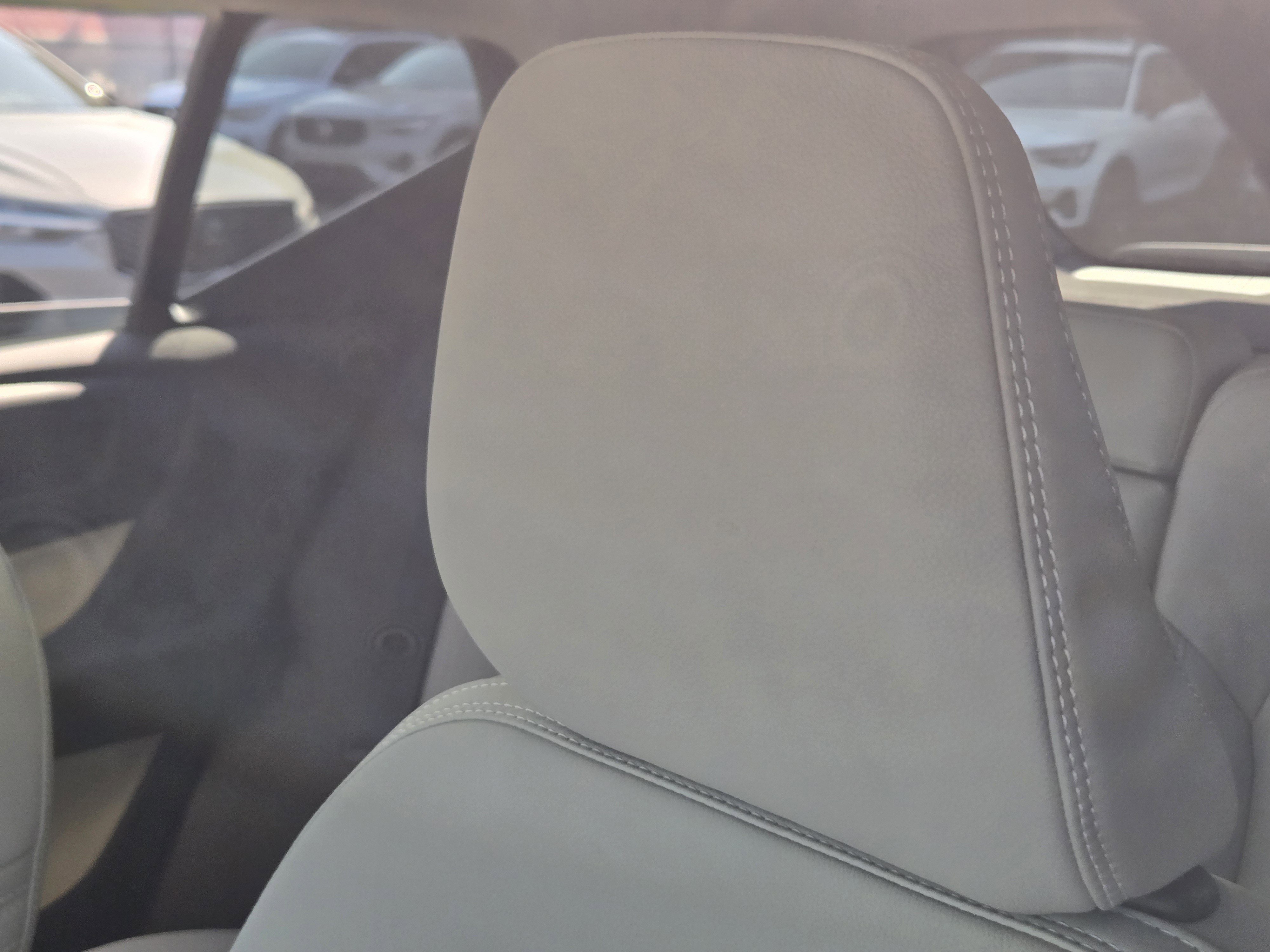 New 2026 Volvo XC40 B5 Plus w/ Protection Package Premier image 18