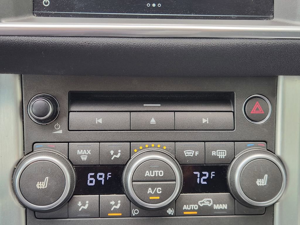 Used 2016 Land Rover Range Rover Evoque SE AWD/4WD image 19