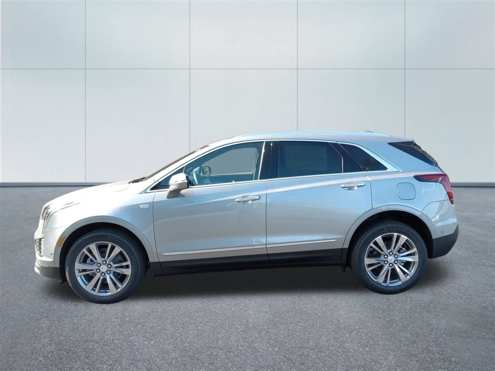 New 2026 Cadillac XT5 Premium Luxury AWD/4WD image 2