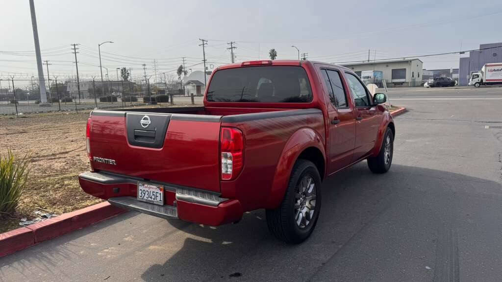 Used 2012 Nissan Frontier SV w/ Sport Appearance Pkg image 5