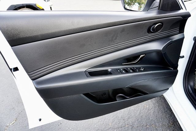 Used 2026 Hyundai Elantra Sport FWD image 21