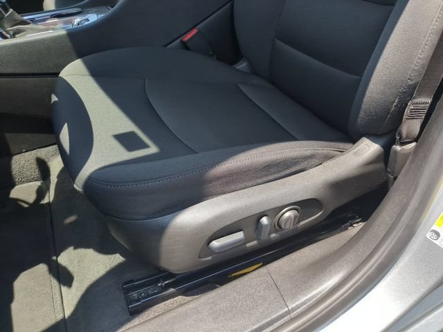 Used 2024 Chevrolet Malibu LT FWD image 15