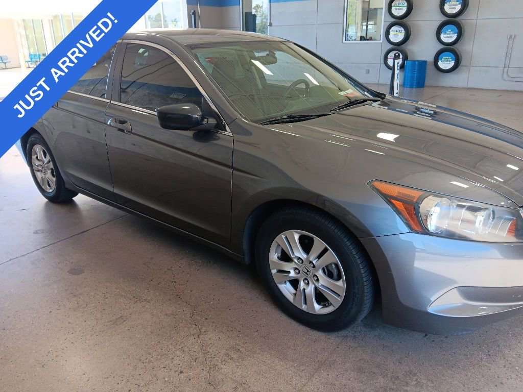 Used 2009 Honda Accord LX-P image 2