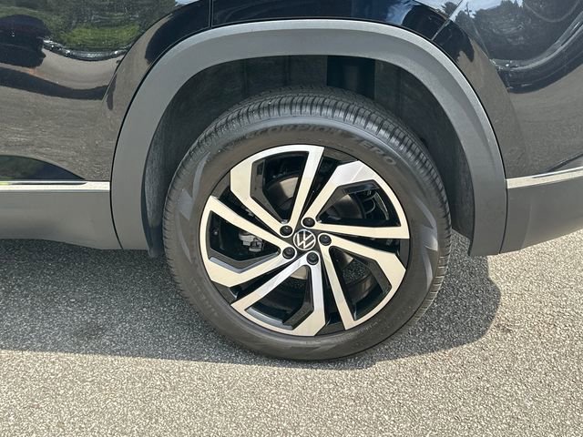 Certified 2023 Volkswagen Atlas Cross Sport SEL image 35