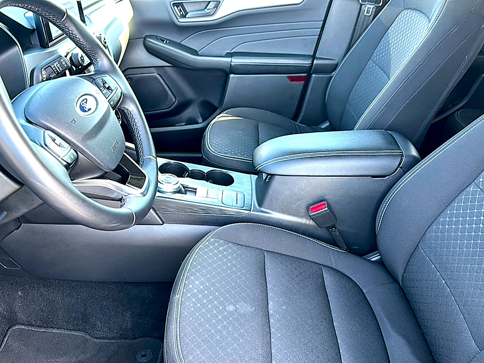 Used 2024 Ford Escape Active image 13