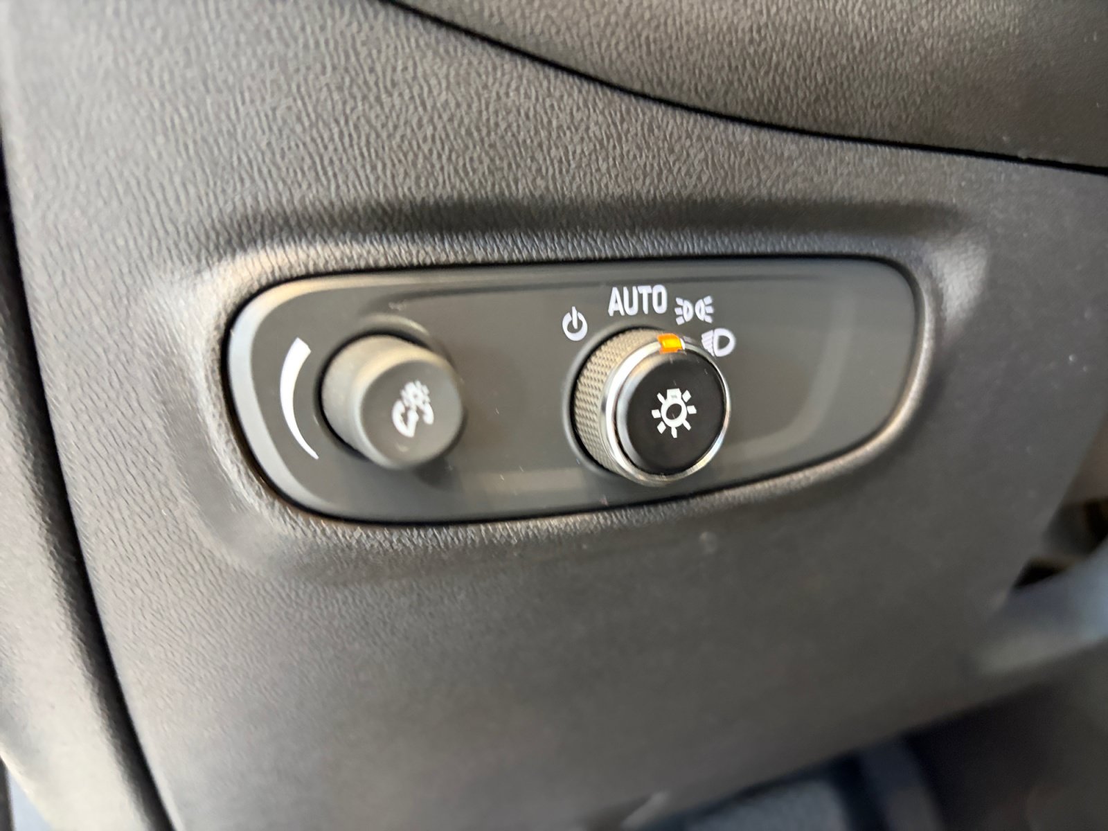 Used 2022 Chevrolet Equinox LT AWD/4WD image 31