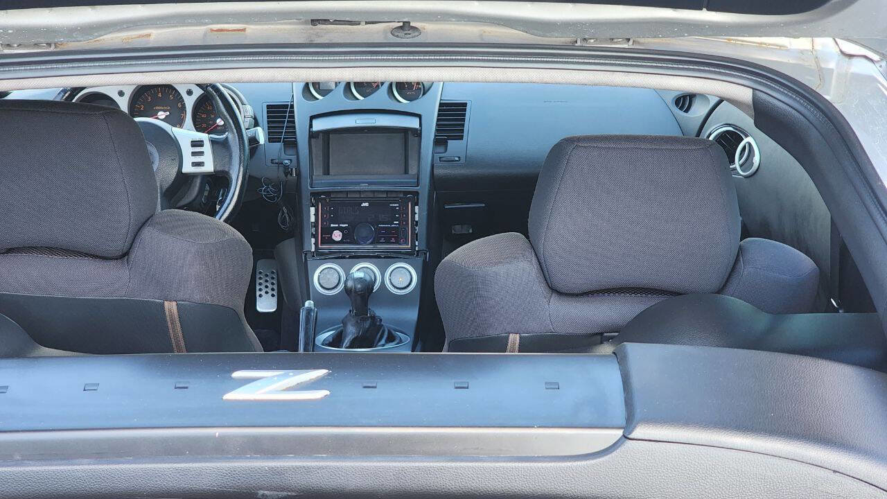 Used 2003 Nissan 350Z Enthusiast image 22