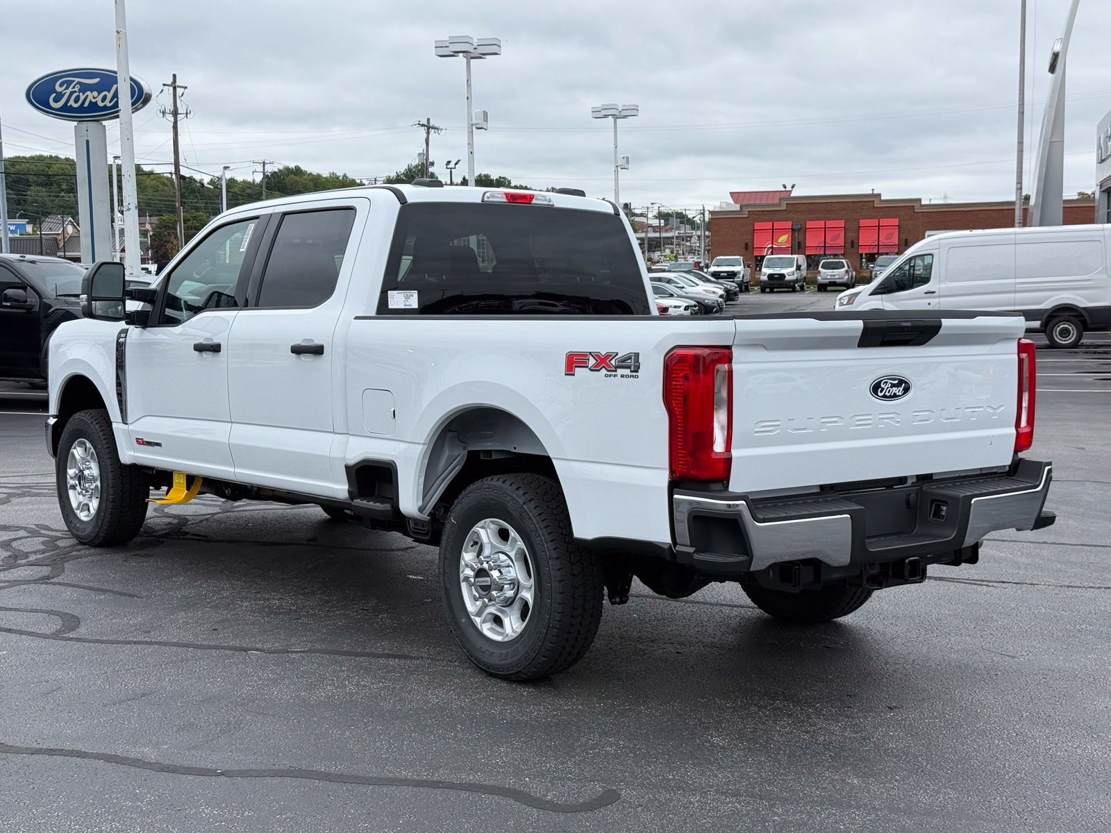 New 2027 Ford F350 XLT w/ FX4 Off-Road Package AWD/4WD image 5