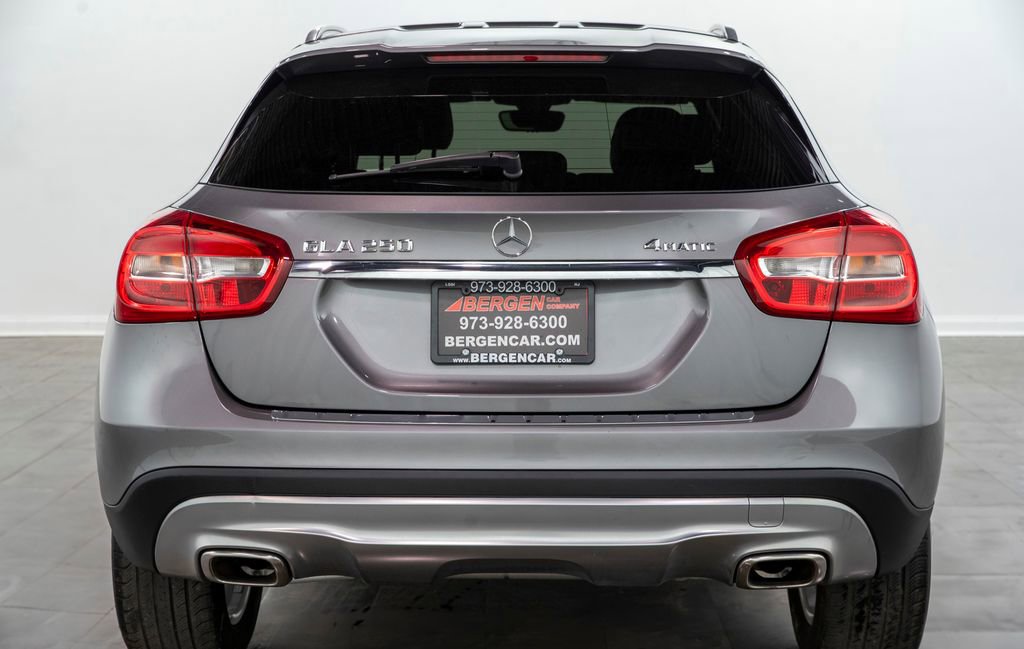 Used 2016 Mercedes-Benz GLA 250 4MATIC image 14