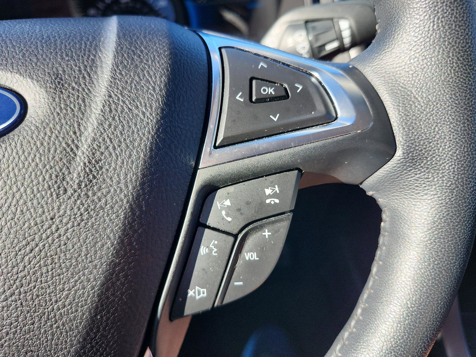 Used 2024 Ford Edge SEL image 24