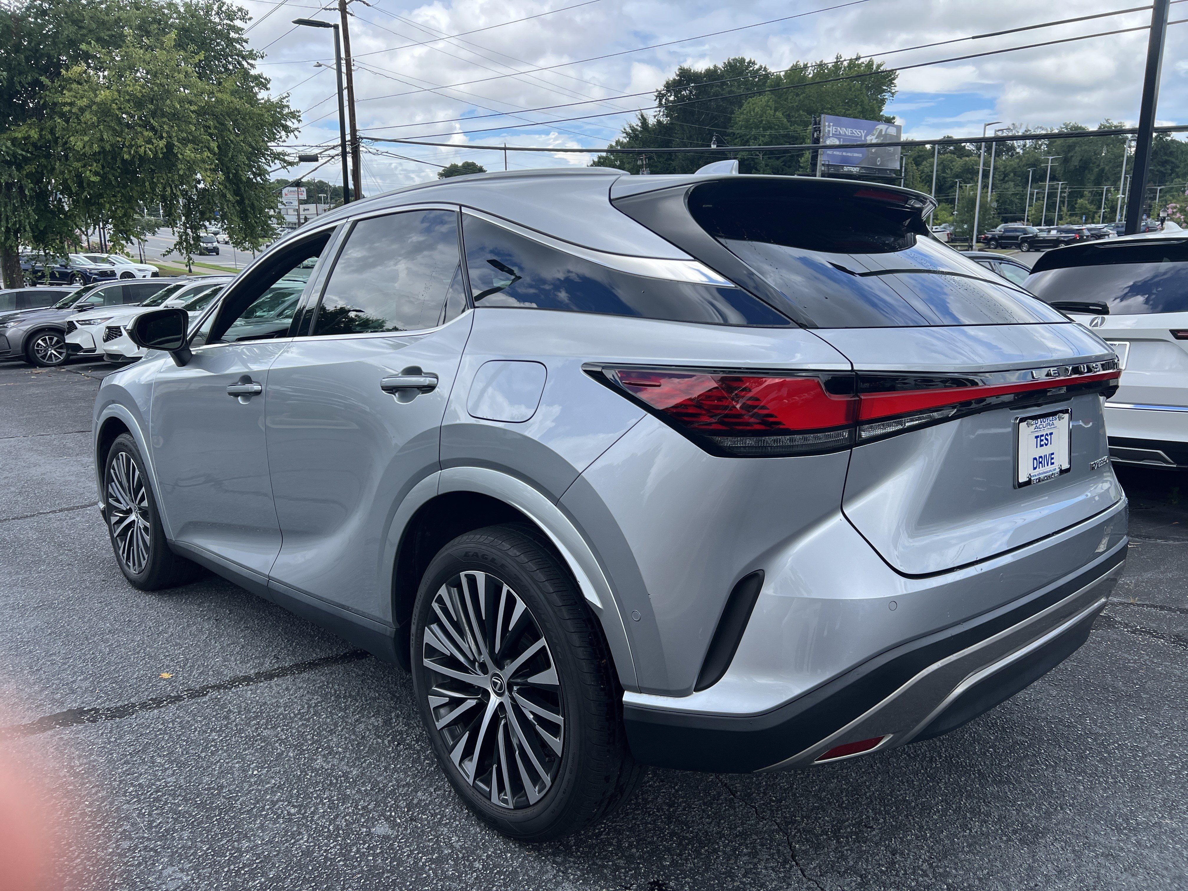 Used 2024 Lexus RX 350 Premium Plus w/ Convenience Package FWD image 3