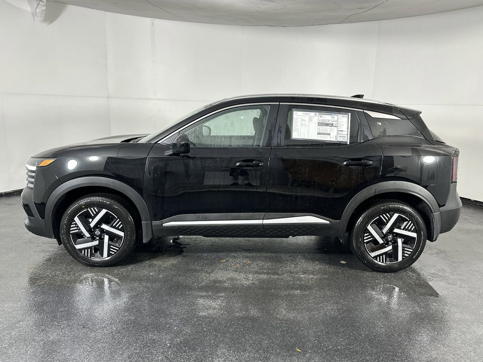 New 2026 Nissan Kicks SV w/ SV Premium Package FWD image 5