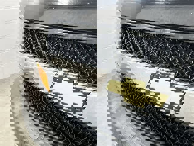 Used 2018 Chevrolet Express 3500 LT w/ LT Preferred Equipment Group image 27