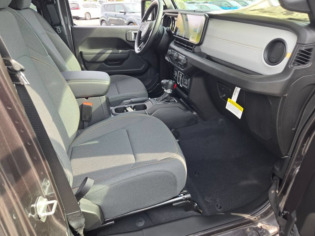 New 2027 Jeep Wrangler Unlimited Sport AWD/4WD image 15