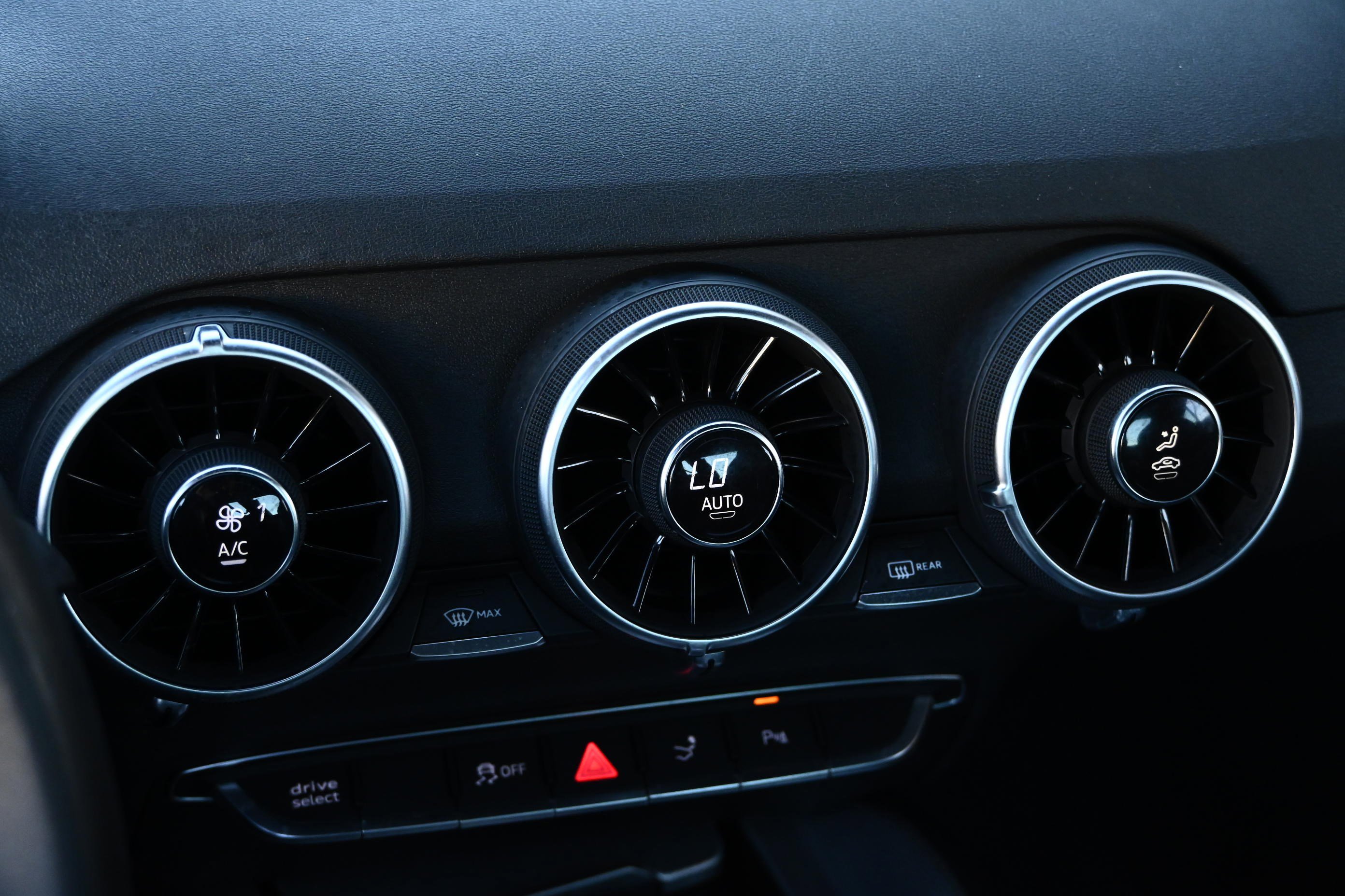 Used 2017 Audi TT 2.0T image 17