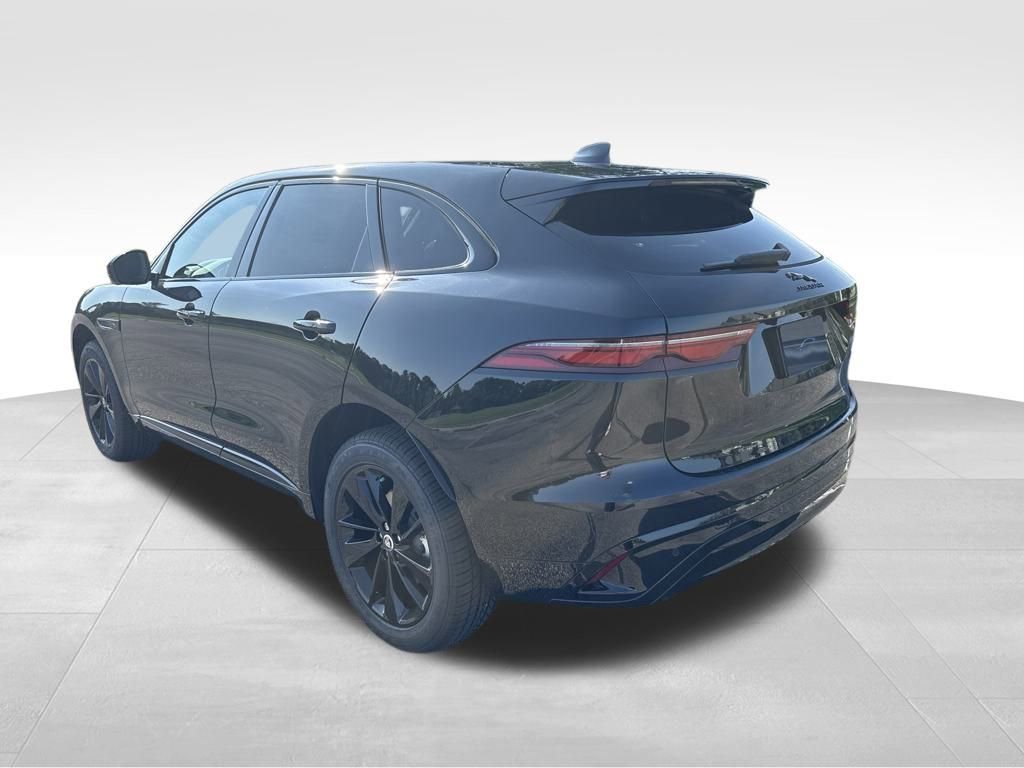 New 2026 Jaguar F-PACE R-Dynamic S image 17