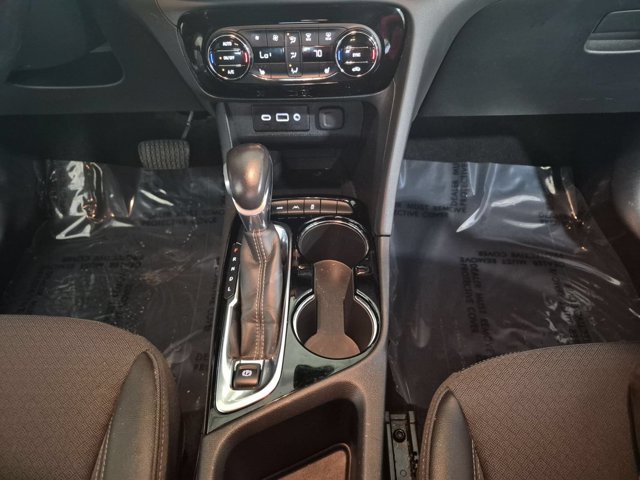 Used 2023 Buick Encore GX Select AWD/4WD image 23